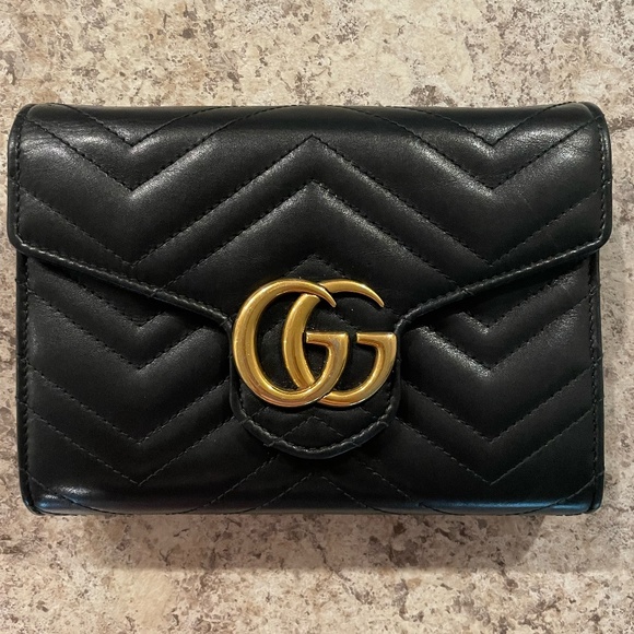 Gucci GG Marmont Matelasse Wallet On Chain - Picture 1 of 7